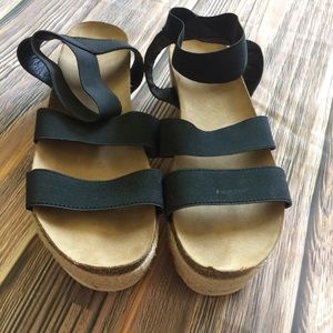 Comfort Platform Sandals Black Size 9